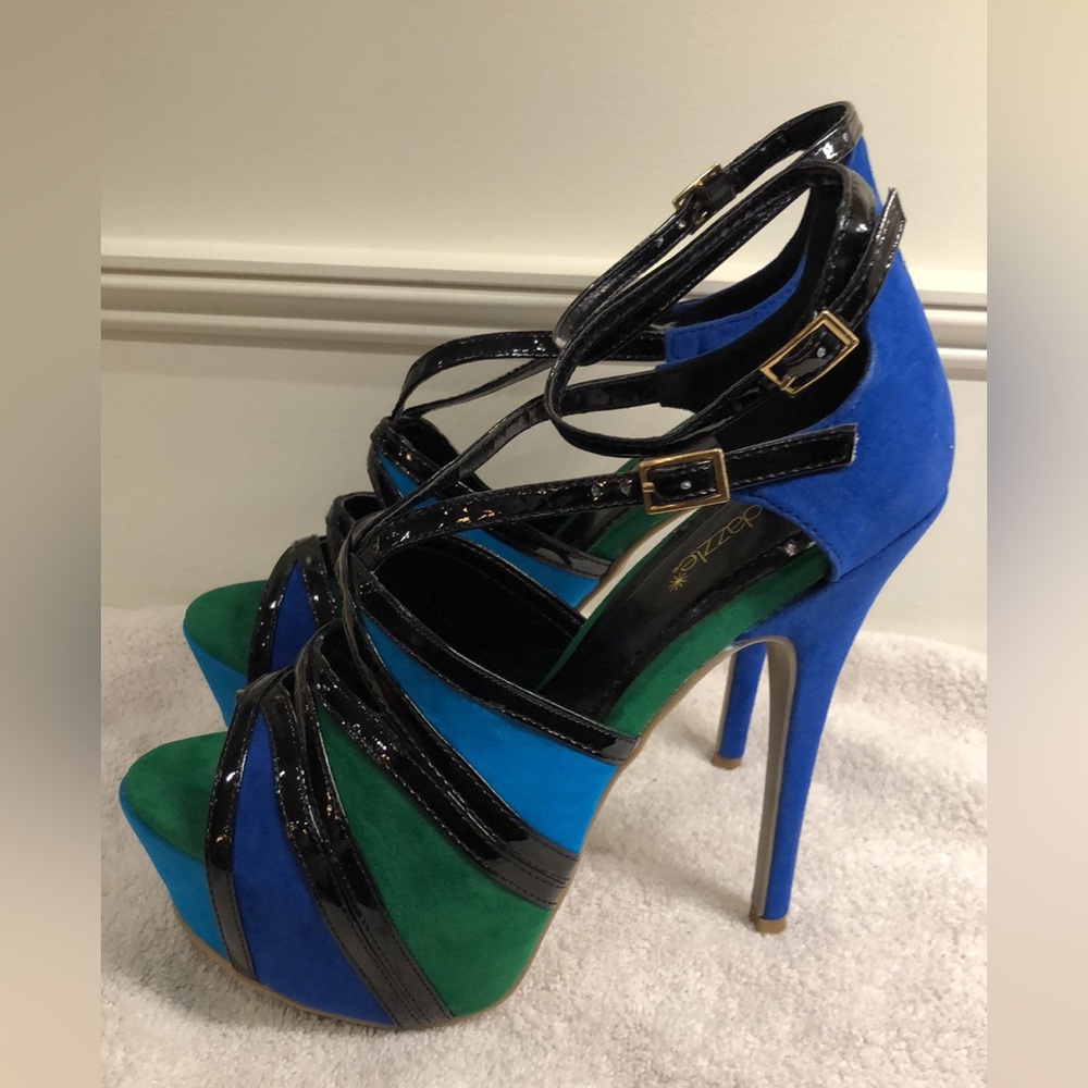 Women’s Shoedazzle brand shows - size 8